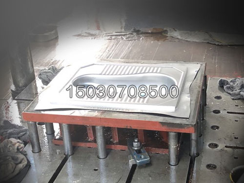 XKD-816不銹鋼蹲便器生產(chǎn)