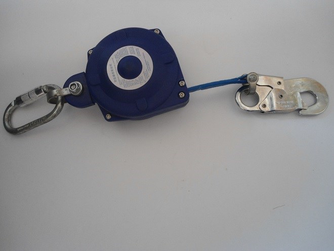 高空速差式防墜器